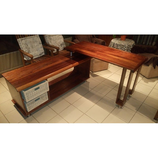 Customer Projects: Small Work Desk