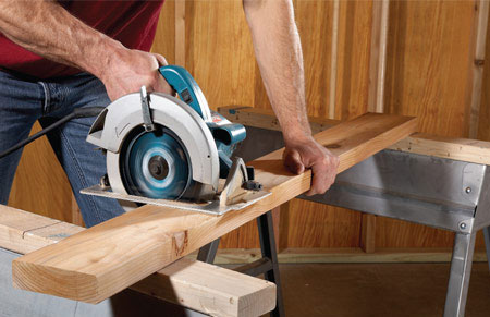 How to use a circular saw