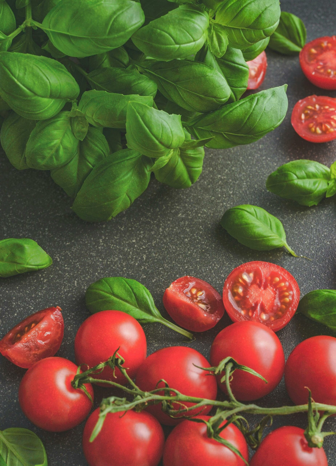 How to Prevent Splitting and Cracking in Tomatoes: A Gardener’s Guide