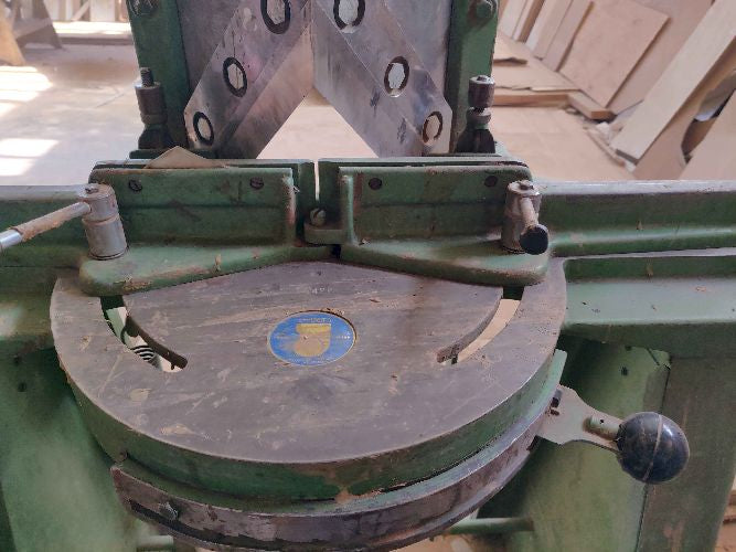 Mitre Guillotine 4