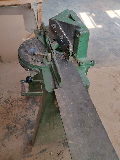 Mitre Guillotine 5