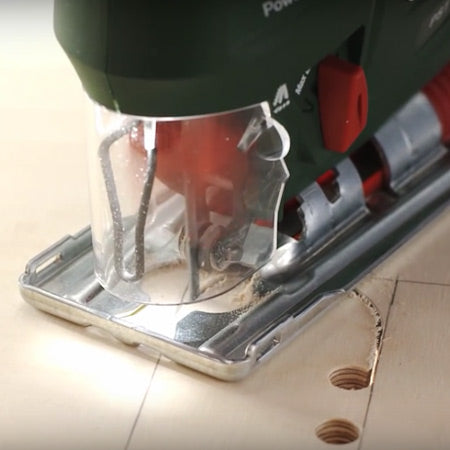 Cutting Curves With A Jigsaw