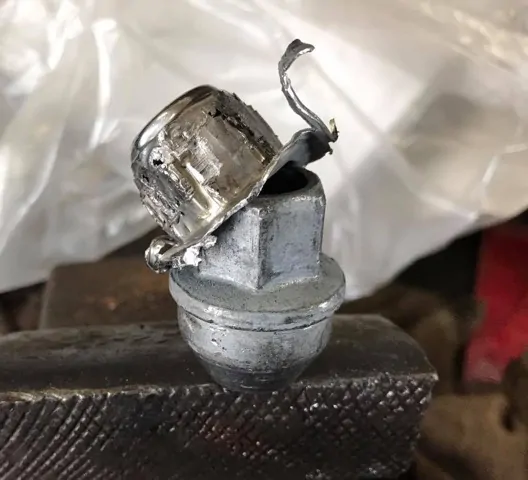 Why Are My Lug Nuts Swelling?