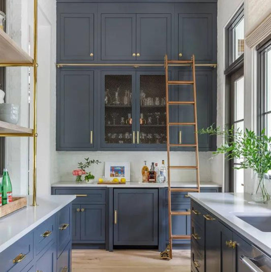 Should Kitchen Cabinets Go All the Way to the Ceiling?