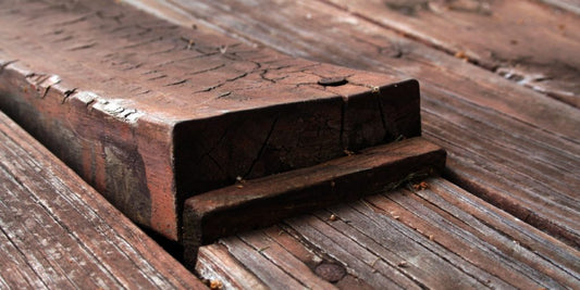 Taming the Twist: A Woodworker&#8217;s Guide to Fixing Warps in Planks and Boards