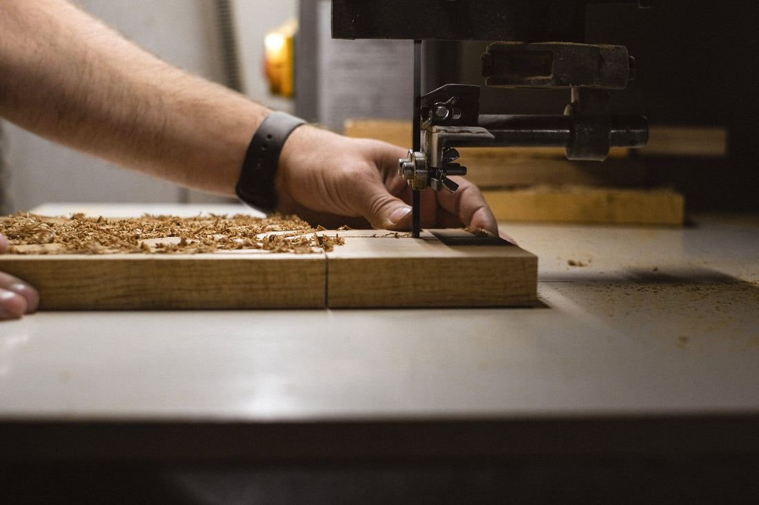 Bandsaw Dust Control that Works: A Comprehensive Guide