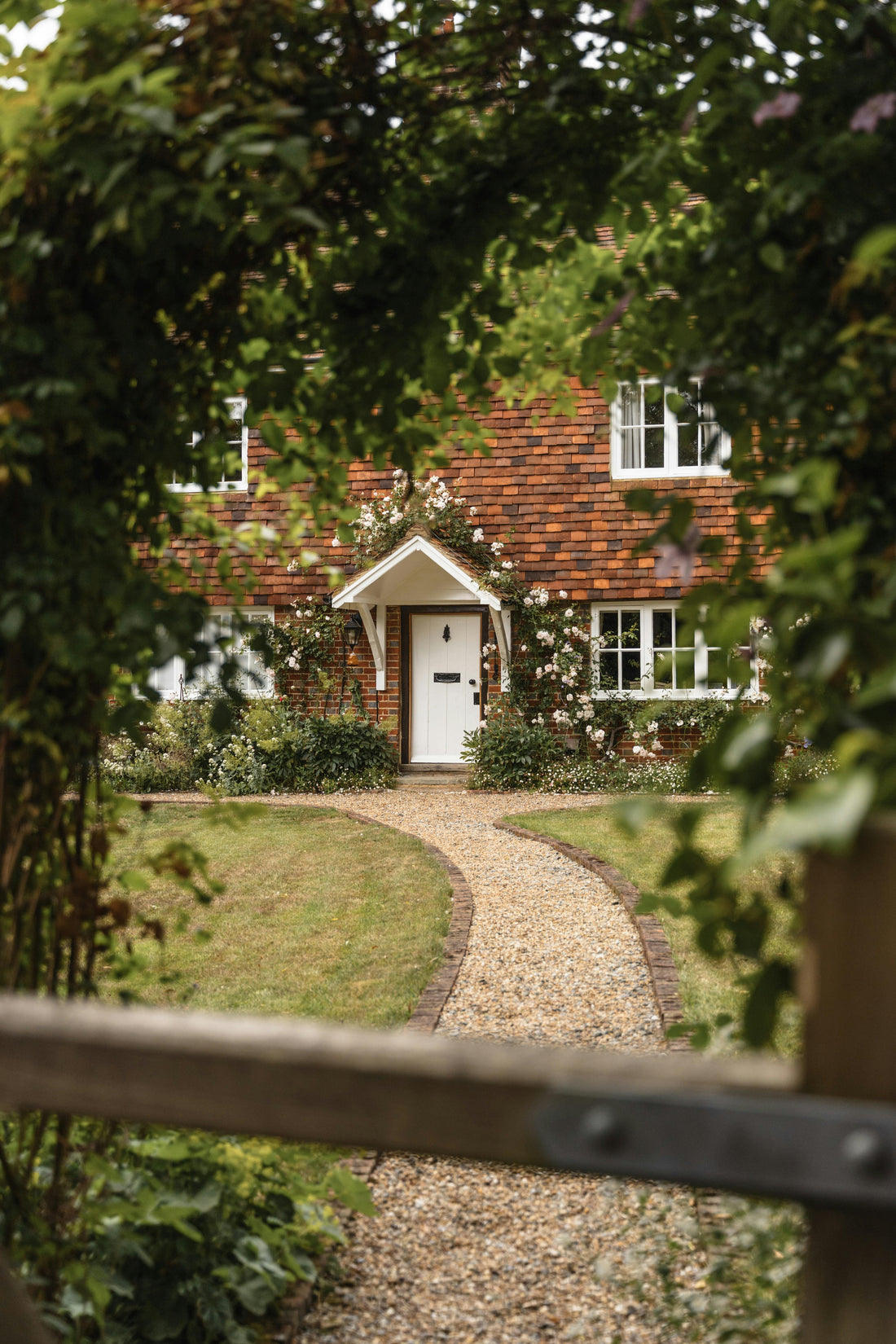 How to Keep Gravel in Place: Effective Strategies for Driveways and Walkways