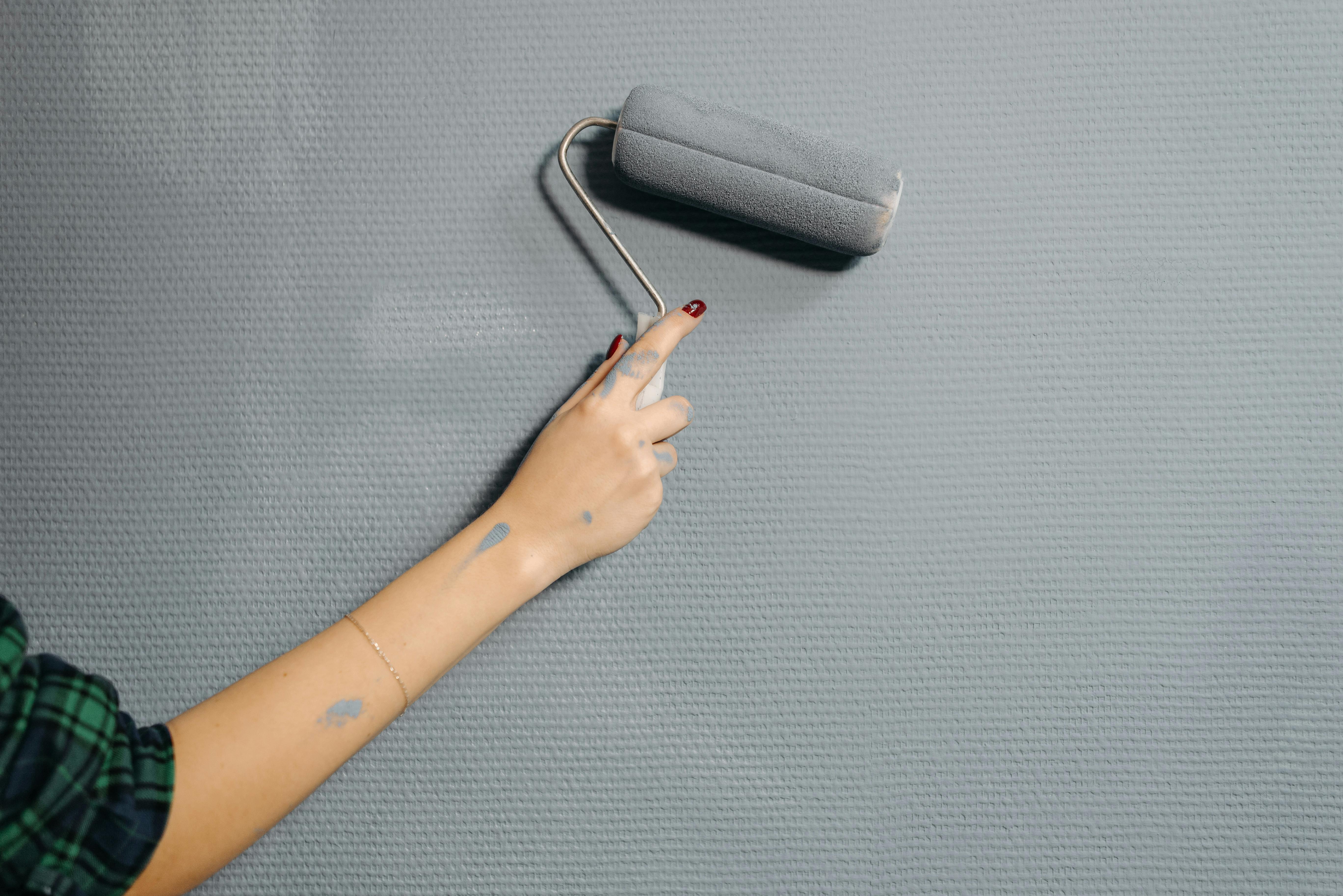 Think Twice Before Choosing Semi-Gloss Paint (And When It Actually Wor ...