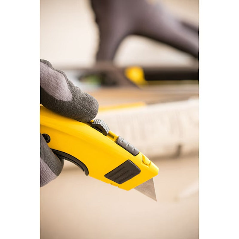 Stanley FATMAX Retractable Utility Knife with 5 Blades | 0-10-778