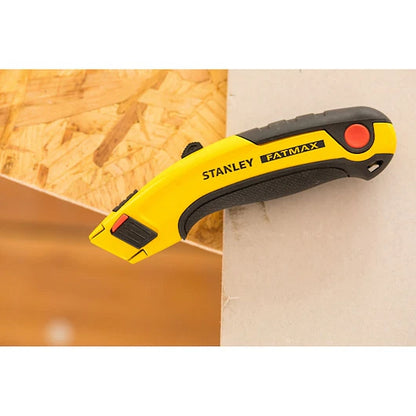 Stanley FATMAX Retractable Utility Knife with 5 Blades | 0-10-778