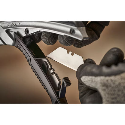 Stanley INSTANTCHANGE Retractable Blade Utility Knife | 0-10-788