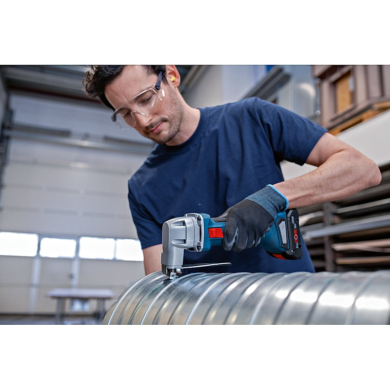 Bosch PRO GSC 18V-16 E Cordless Brushless Metal Shear (Bare Tool) | 0601926300