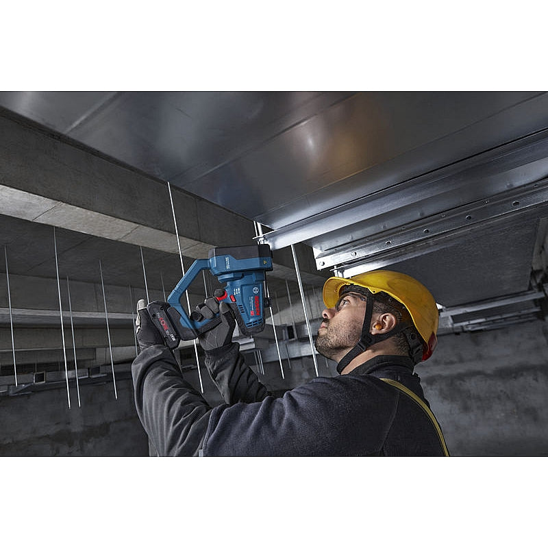 Bosch PRO GGC 18V-12 Cordless Threaded Rod Cutter (Bare Tool) | 06019M8001