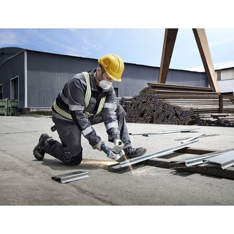 Bosch GWS 18V-8 Cordless Brushless Angle Grinder 125mm, 4.0Ah Kit | 06019N9020