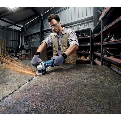 Bosch GWS 6700 Angle Grinder