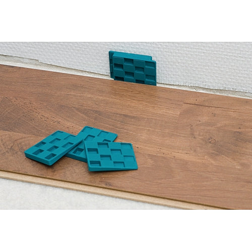 Wolfcraft 40 Piece Plastic Spacer Wedges | 6930000