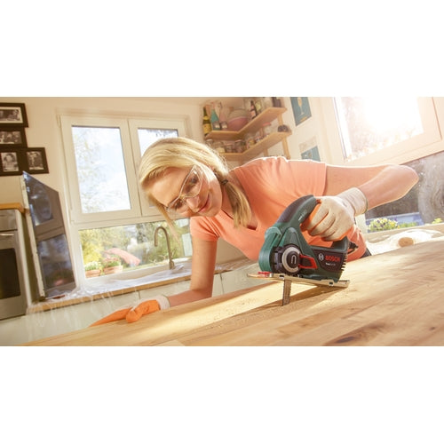 Bosch EasyCut 50 NanoBlade Saw-8