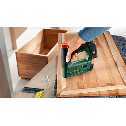Bosch-UniversalTacker-18V-14-Cordless-Tacker-(Bare-Tool)_06032A7000-www.tools4.co.za-7