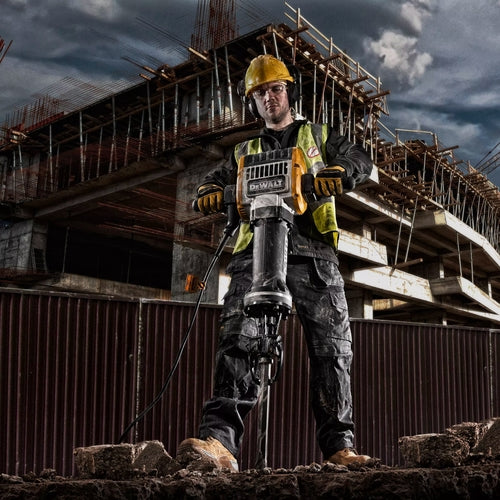 DEWALT &#8211; Demolition Hammer Max 30Kg 2100W_D25981-3