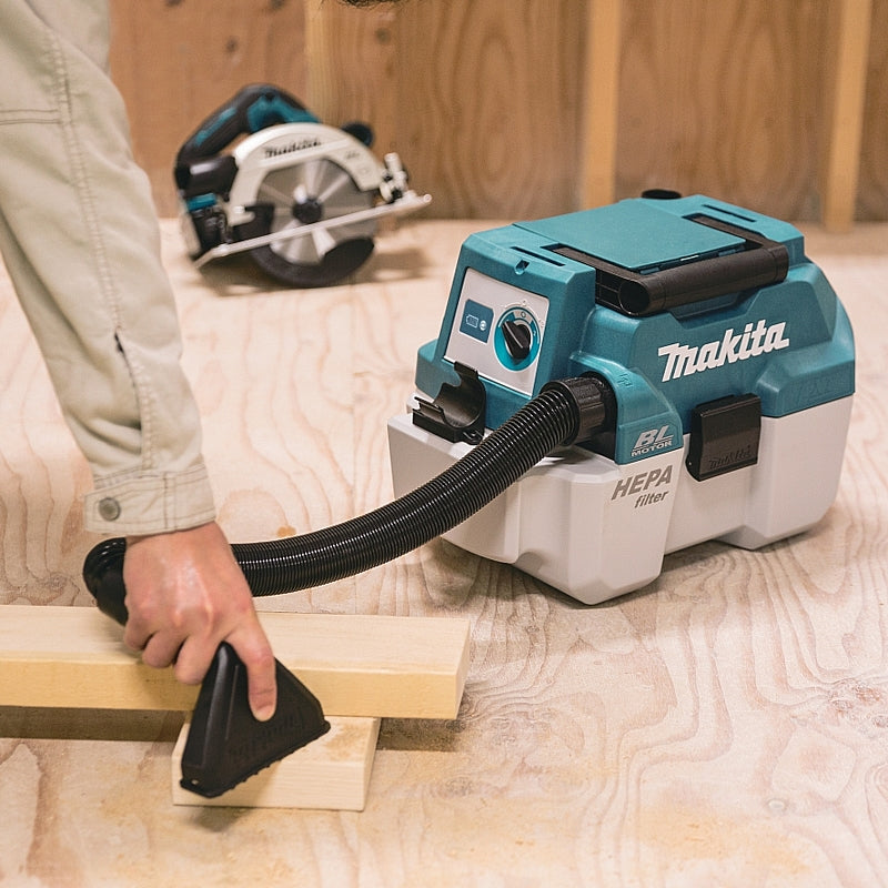 Makita 18V Cordless BL Portable Vacuum Cleaner (Bare Tool) | DVC750LZ