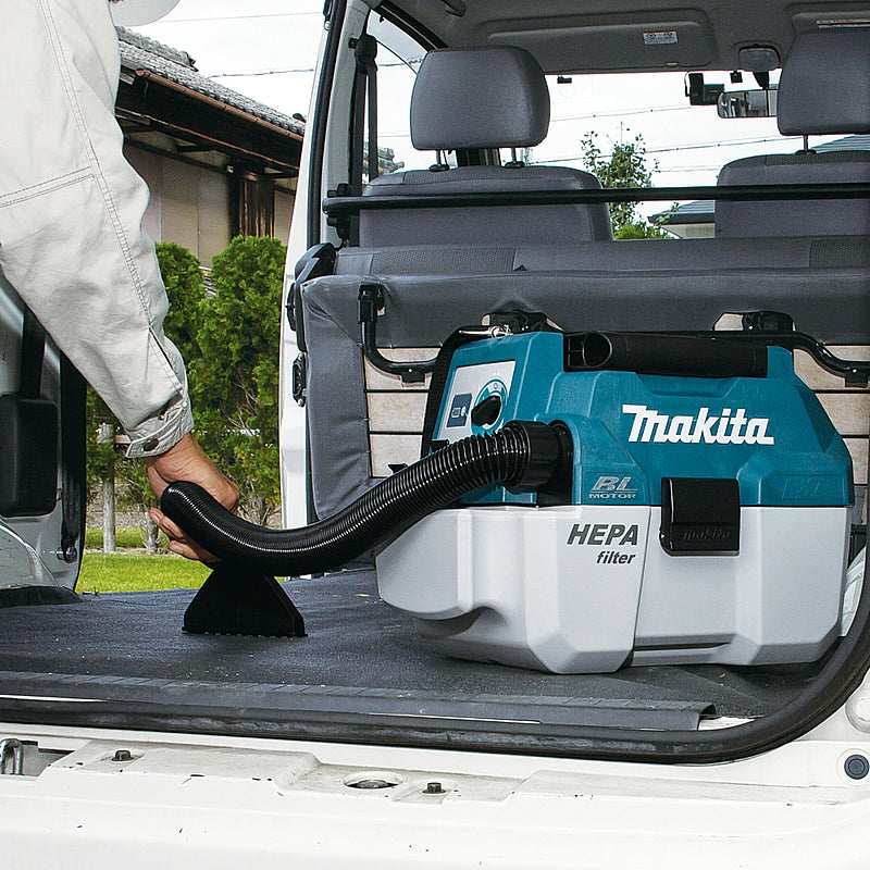Makita 18V Cordless BL Portable Vacuum Cleaner (Bare Tool) | DVC750LZ