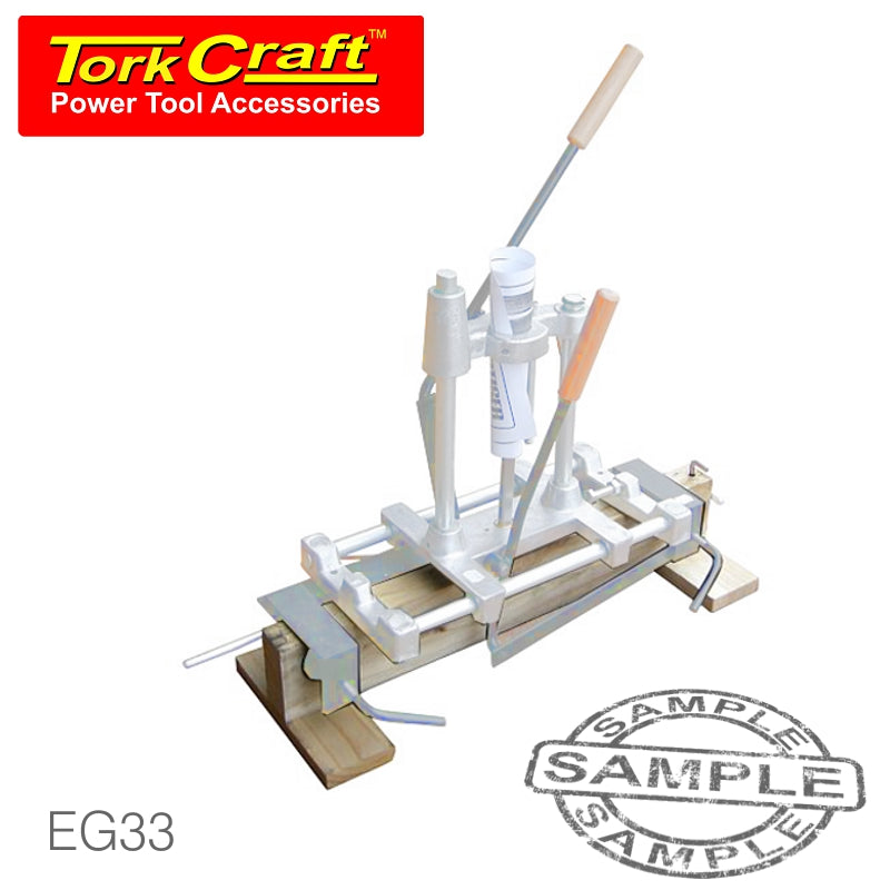 EG33