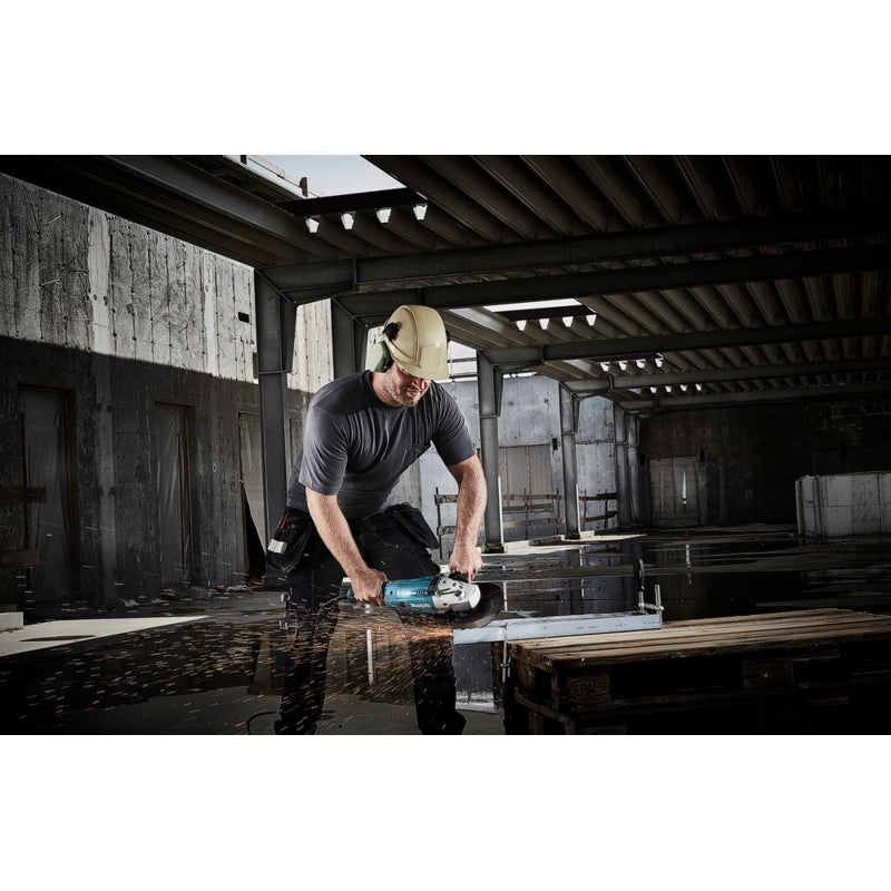 Makita Angle Grinder 230mm, 2200W | GA9020