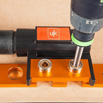 UJK Parf Dust Port | 105100
