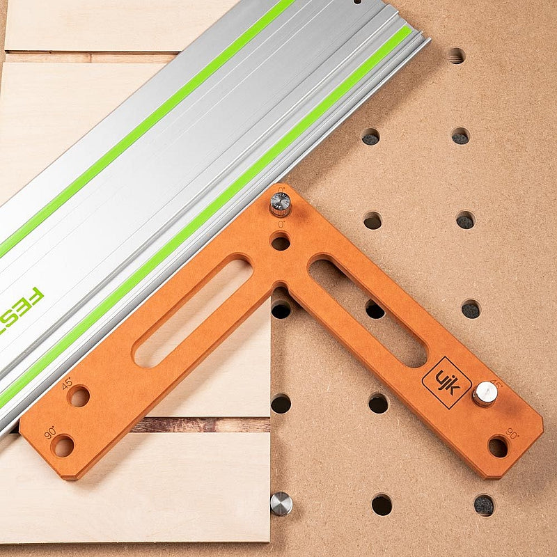 UJK Assembly Square | 105280