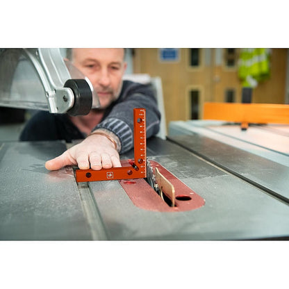 UJK Assembly Squares with Clamping Holes (Pair) | 107558