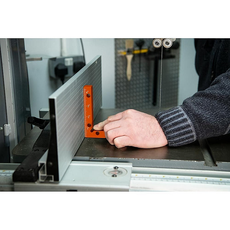 UJK Assembly Squares with Clamping Holes (Pair) | 107558