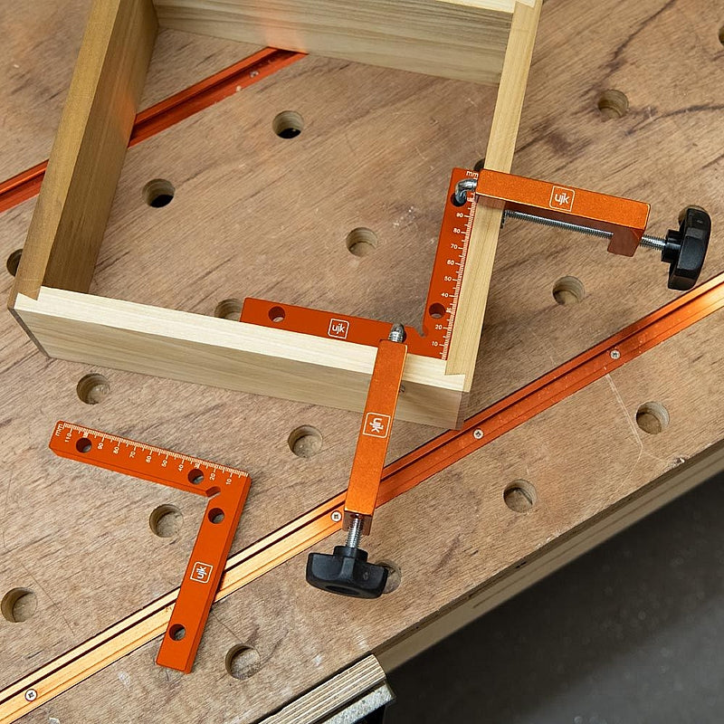 UJK Assembly Squares with Clamping Holes (Pair) | 107558