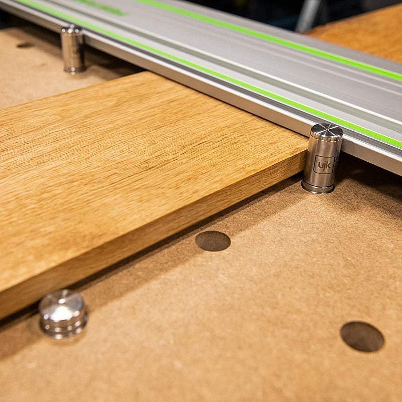 UJK 2/Pk Expanding 20mm Dogs, 40mm Height | 108821