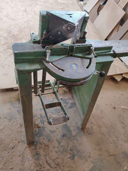 Mitre Guillotine 6