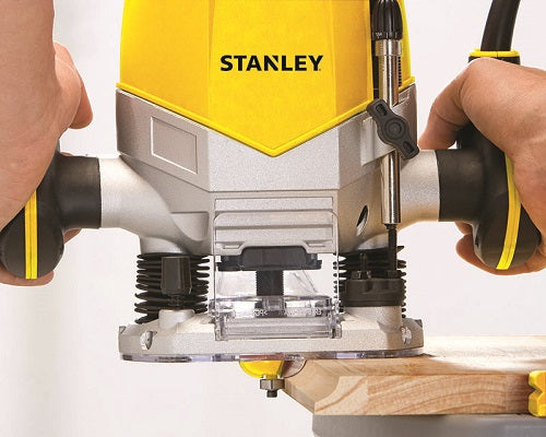 Stanley STRR1200-B9 Variable Speed Plunge Router 8mm 1200W