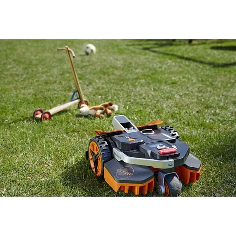 Worx Landroid Vision AI L1300 Robotic Mower up to 1300m² | WR213E