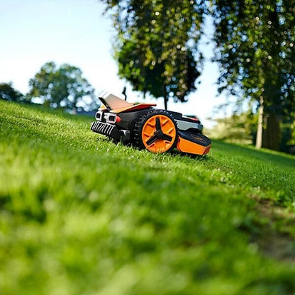 Worx Landroid Vision AI L1600 Robotic Mower up to 1600m2, 4.0 Ah Kit | WR216E