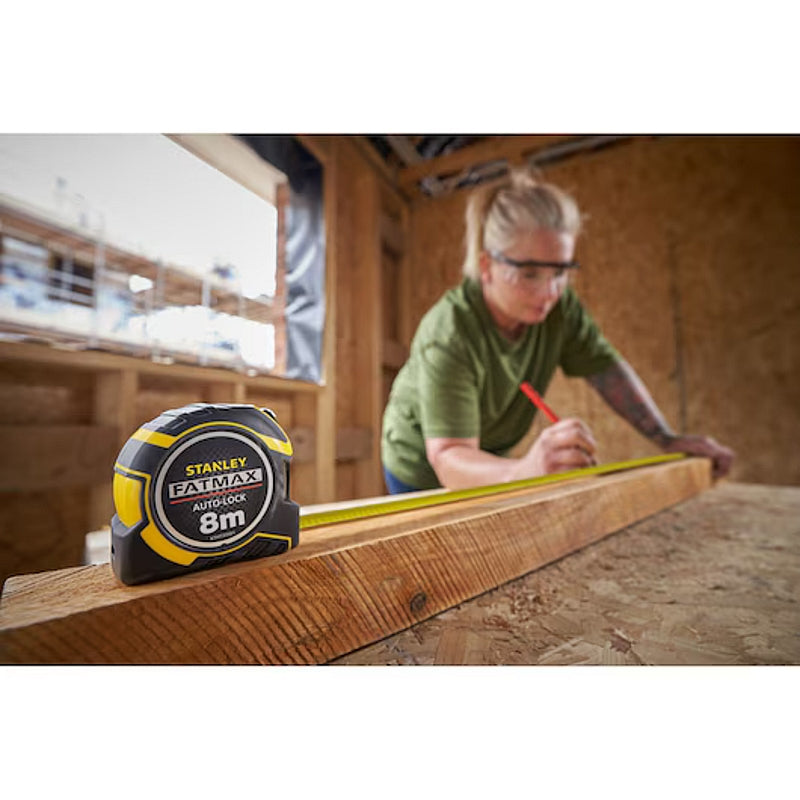 Stanley FATMAX Autolock Tape Measure 32mm x 8M | XTHT0-33501