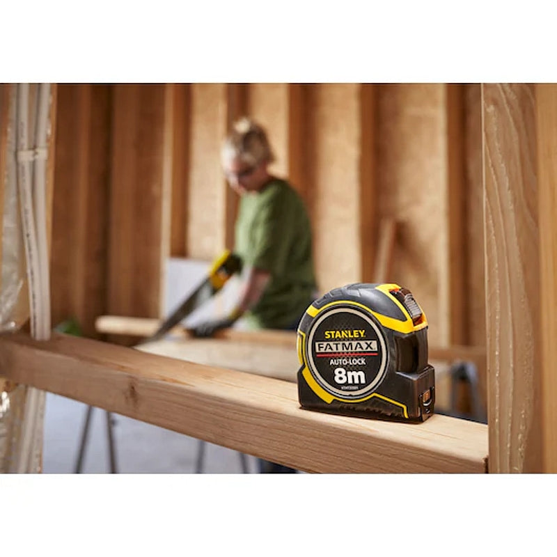 Stanley FATMAX Autolock Tape Measure 32mm x 8M | XTHT0-33501